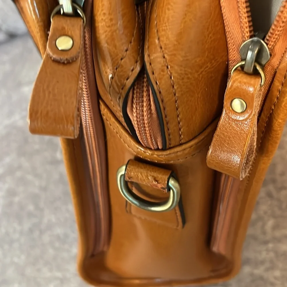 All leather laptop briefcase large shoulder strap and pockets new